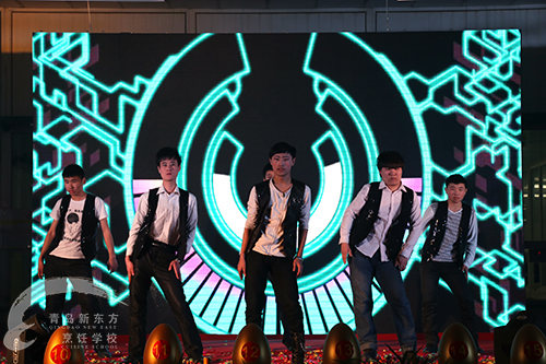 6《屌丝男士》.jpg