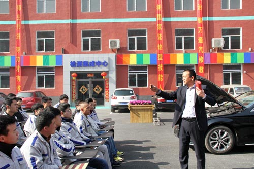 老师通俗易懂的语言吸引每一位同学